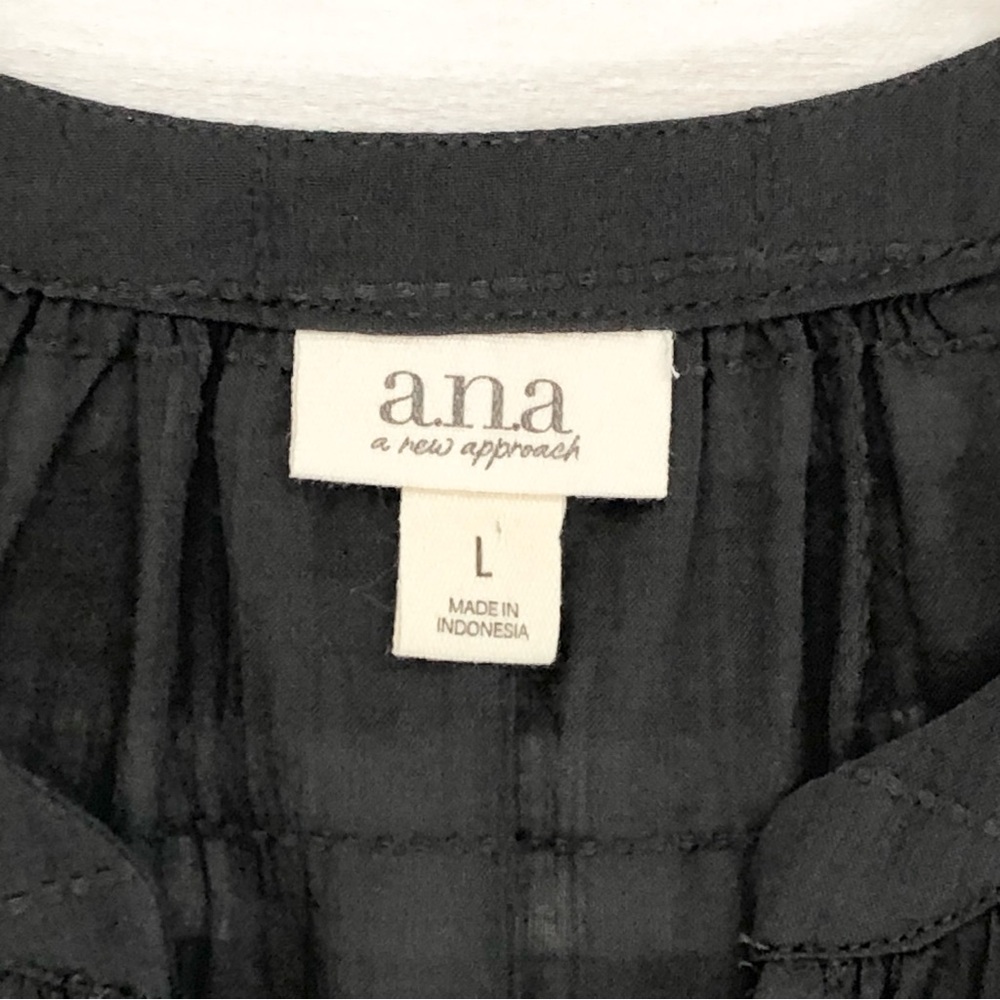 NWOT a.n.a. Puff Sleeve Top • Sz L • Dark Gray - Picture 5 of 11